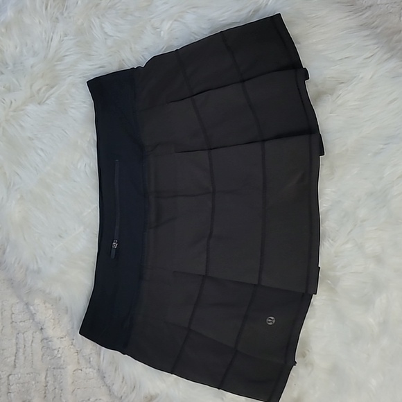 Lululemon Black Pleated Athletic Skort Women’s Tennis Golf Running Skirt - Picture 5 of 7
